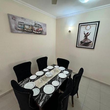 Thomas Guest House Islamabad Exterior foto