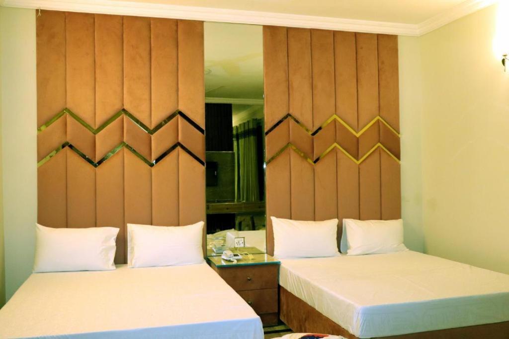 Thomas Guest House Islamabad Exterior foto